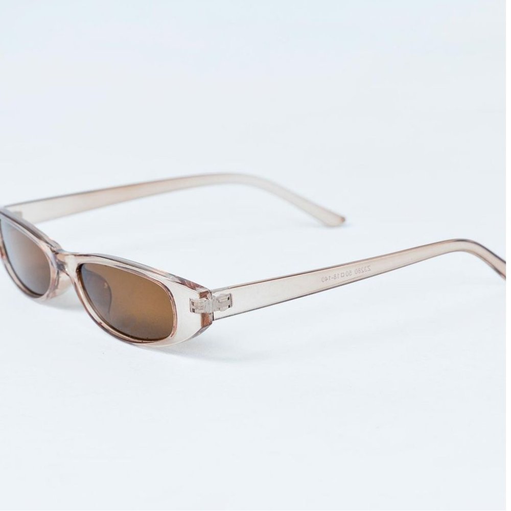 NEW Retro Slimline Sunglasses Sexy and Cool! - Picture 4 of 4